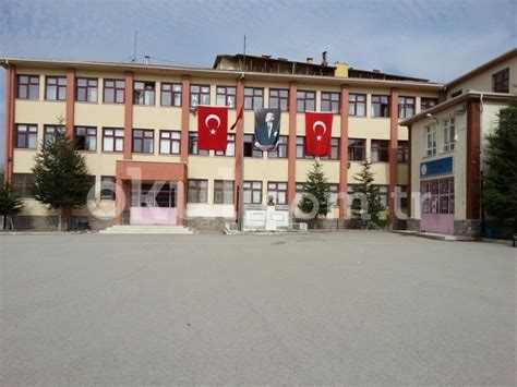 Hamdiye ünlü ilköğretim okulu kazan